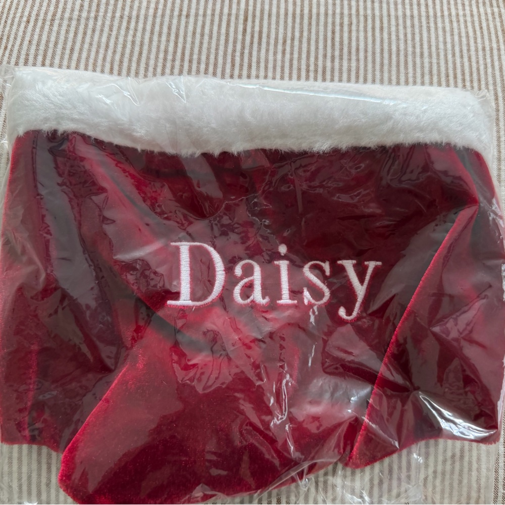 Collar hankerchief Red Christmas with White Trim called Daisy